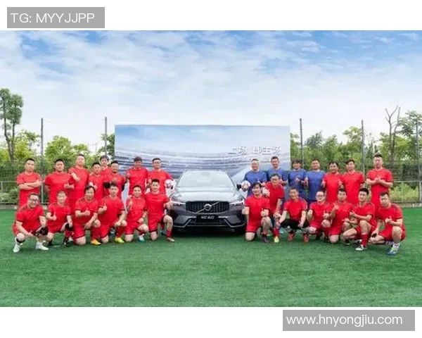 重庆篮球队在欧锦赛中的默契配合与战术执行分析